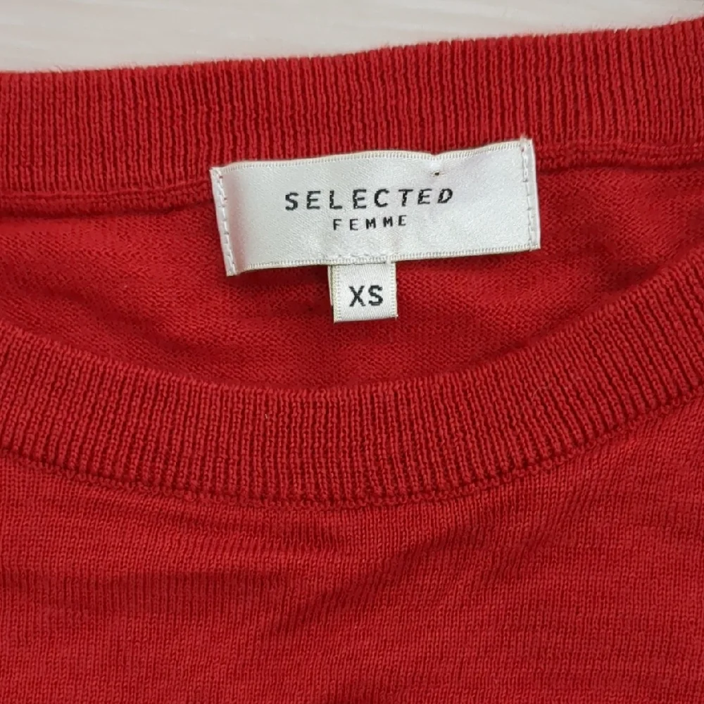 christmas sweater Selected Femme Wool Blend Vibrant Red Women's Crew  Sweater - Picture 3 of 3